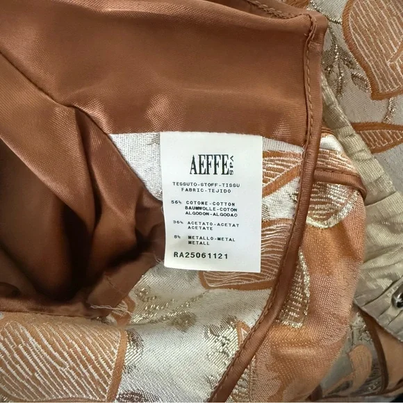 Vintage Moschino Collarless Gold Jacket - Picture 6 of 6